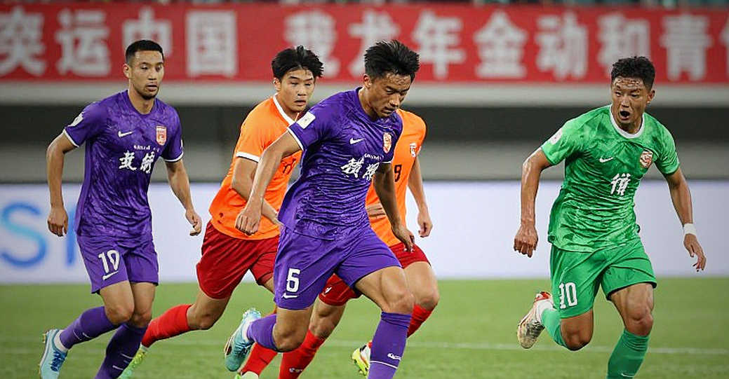 Al-Nassr giữ chân bốn tài năng trẻ giữa lúc Al-Hilal rình rập: Cuộc chiến học viện ở Joi Elite League