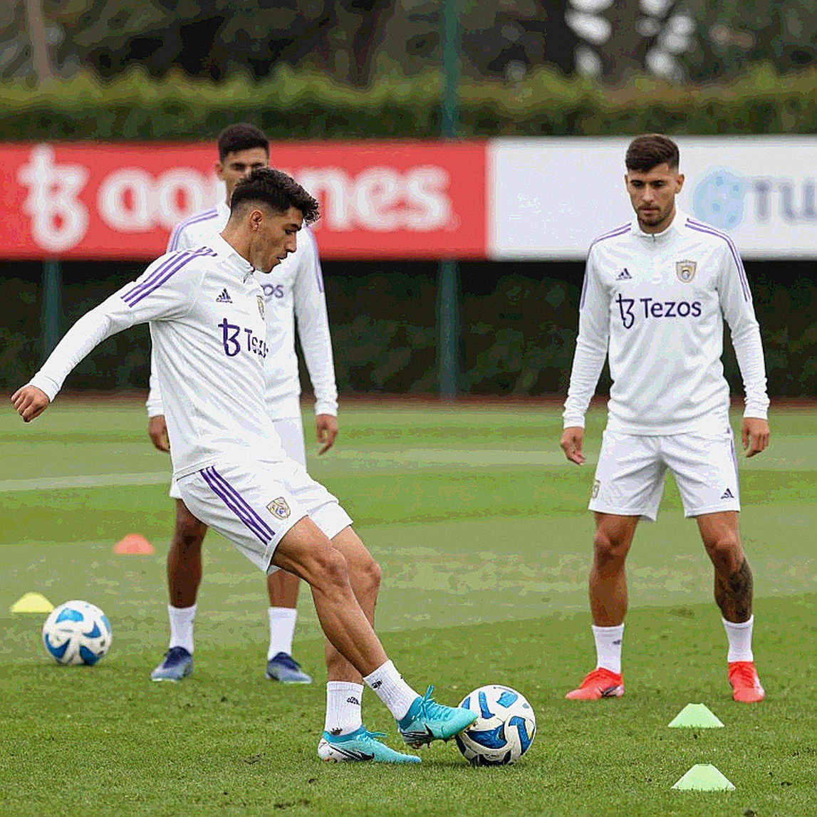 Barcelona giữa mười trận thắng và bảy ngày thử thách: khi đối thủ tìm ra cách kèm Yamal