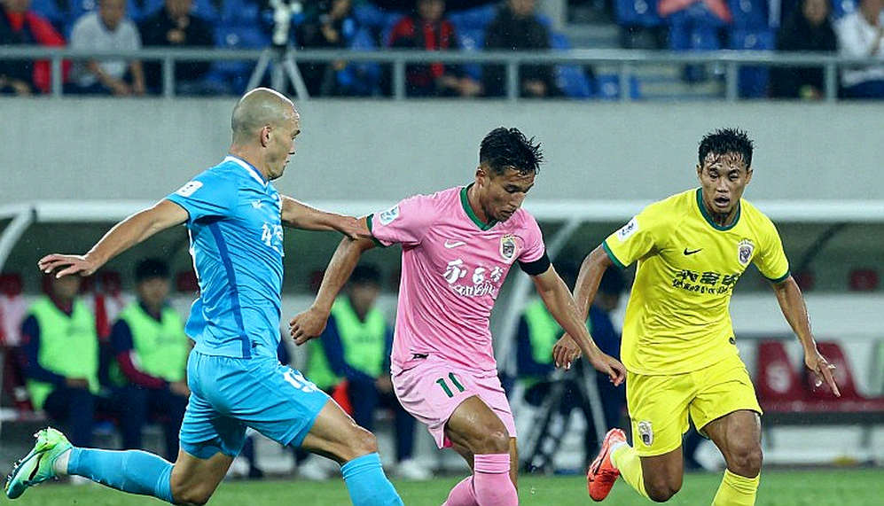 Thể Công Viettel 2-2 Bắc Ninh: Phút 90+9 và cú đánh đầu phơi bày chứng nghiện an toàn của đội chủ nhà