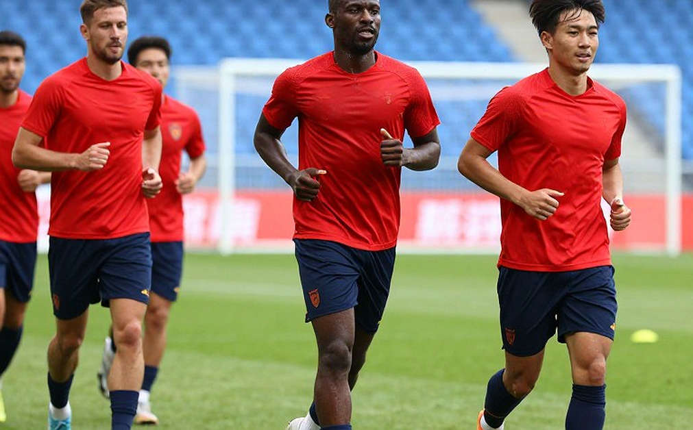 Mười năm sau đêm Lyon: Bắc Ireland, Ukraine và cuộc tái ngộ ở Nations League