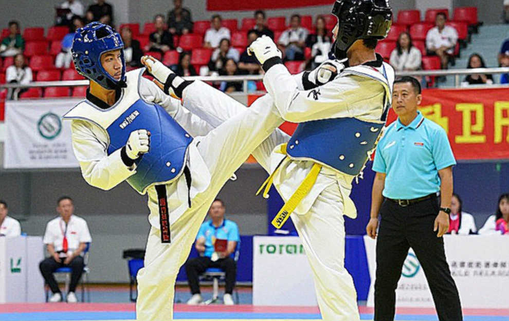 Bất bại 16-0 vẫn bị UFC cắt hợp đồng: khi tỉ số hoàn hảo không còn là tiền tệ
