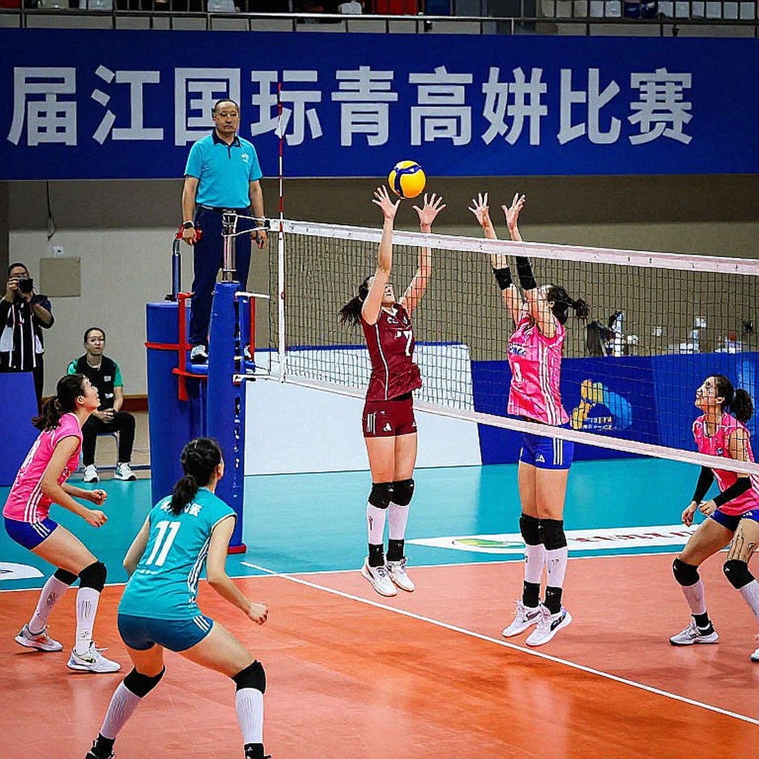 CAHN trước Kashima: Khi Polking phải chọn giữa cái tôi và sự sống còn